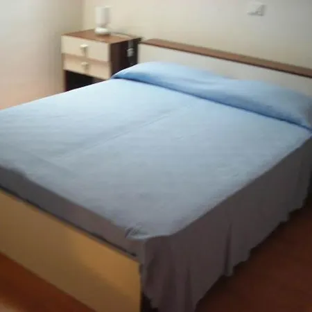 Faro Trilocale Piano Attico Λινιάνο Σαμπιαντόρο